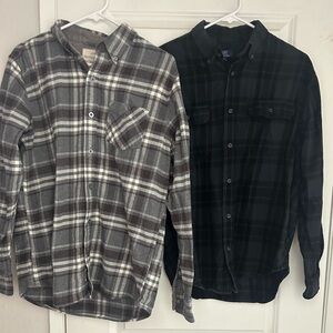 Bundle Of Men’s Plaid Long Sleeve Shirts Medium